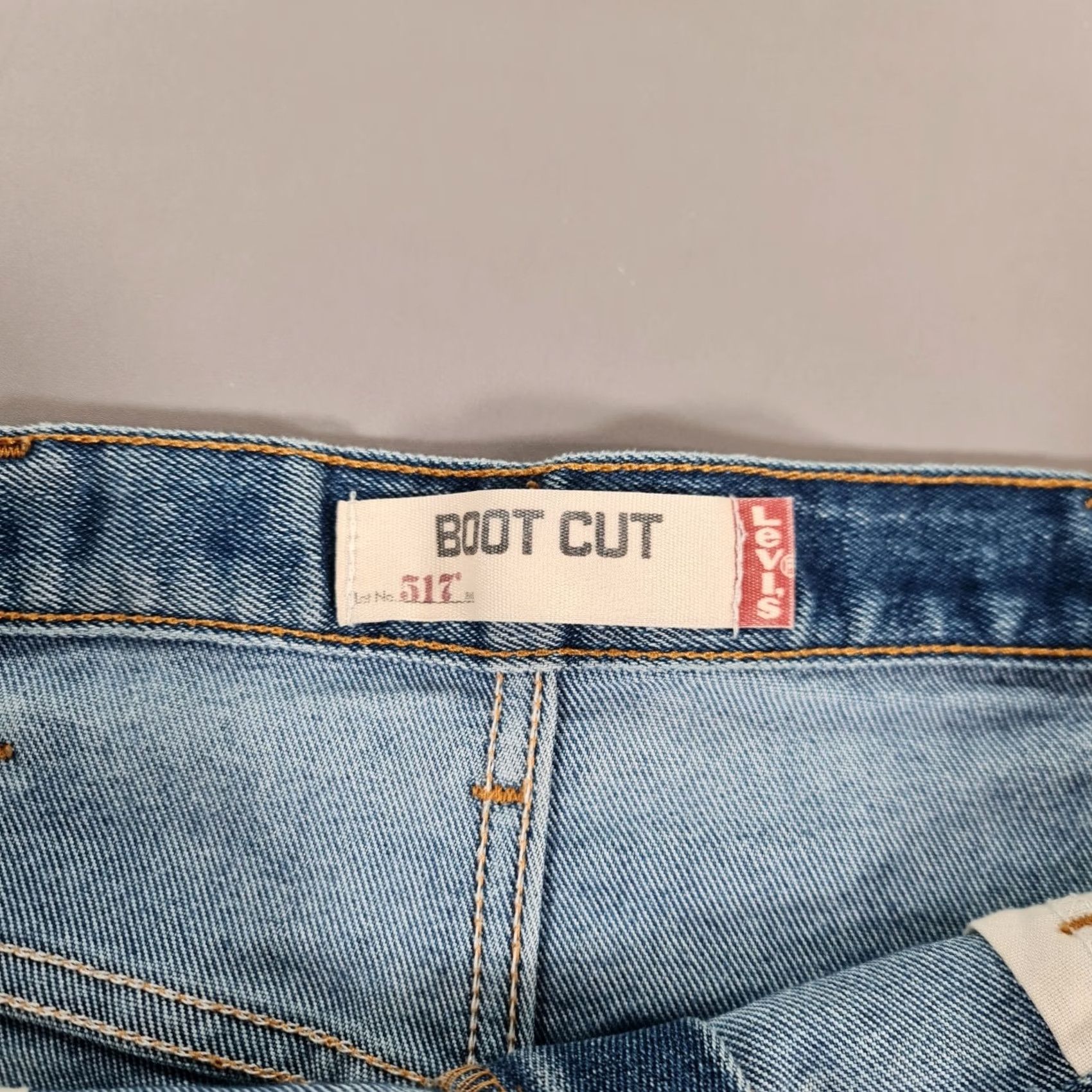 Levi's VINTAGE Levi's 517 Jeans Mens Blue W38 L29 Bootcut Zip Fly Durable Denim Regular 5-Pocket Mens Bootscut Size US 38 / EU 54 - 4 Thumbnail