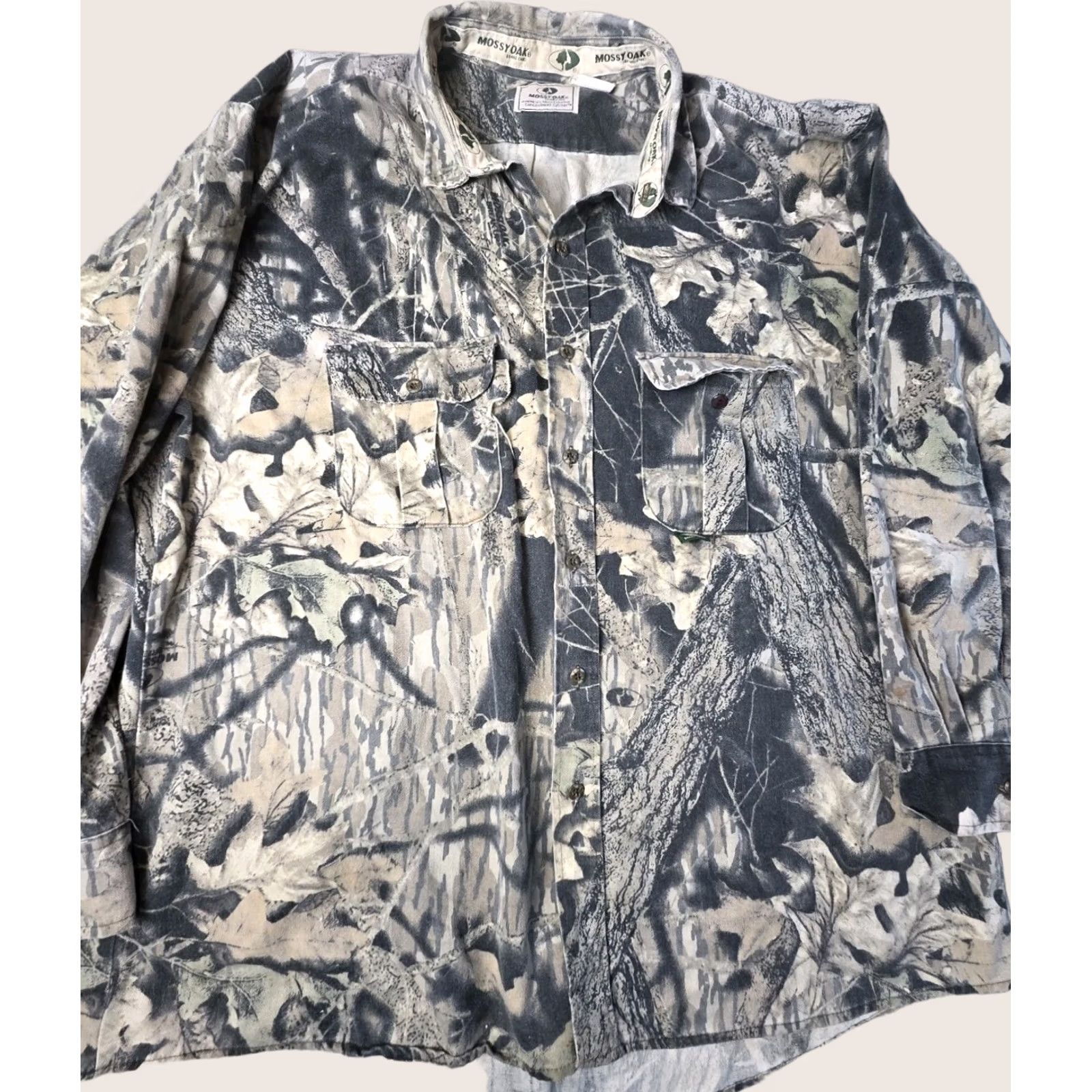 Vintage Mossy Oak Break Up Camo Shirt Camouflage Hunting Men 2XL Long Sleeve Shirt Mens Camouflage 2XL Mossy Oak Break Up Size US XXL / EU 58 / 5 - 1 Thumbnail