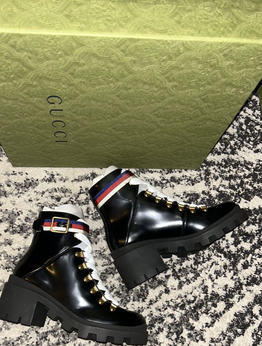 Gucci Gucci Leather Ankle Boots with Sylvie Web Size US 5 / IT 35 - 4 Thumbnail