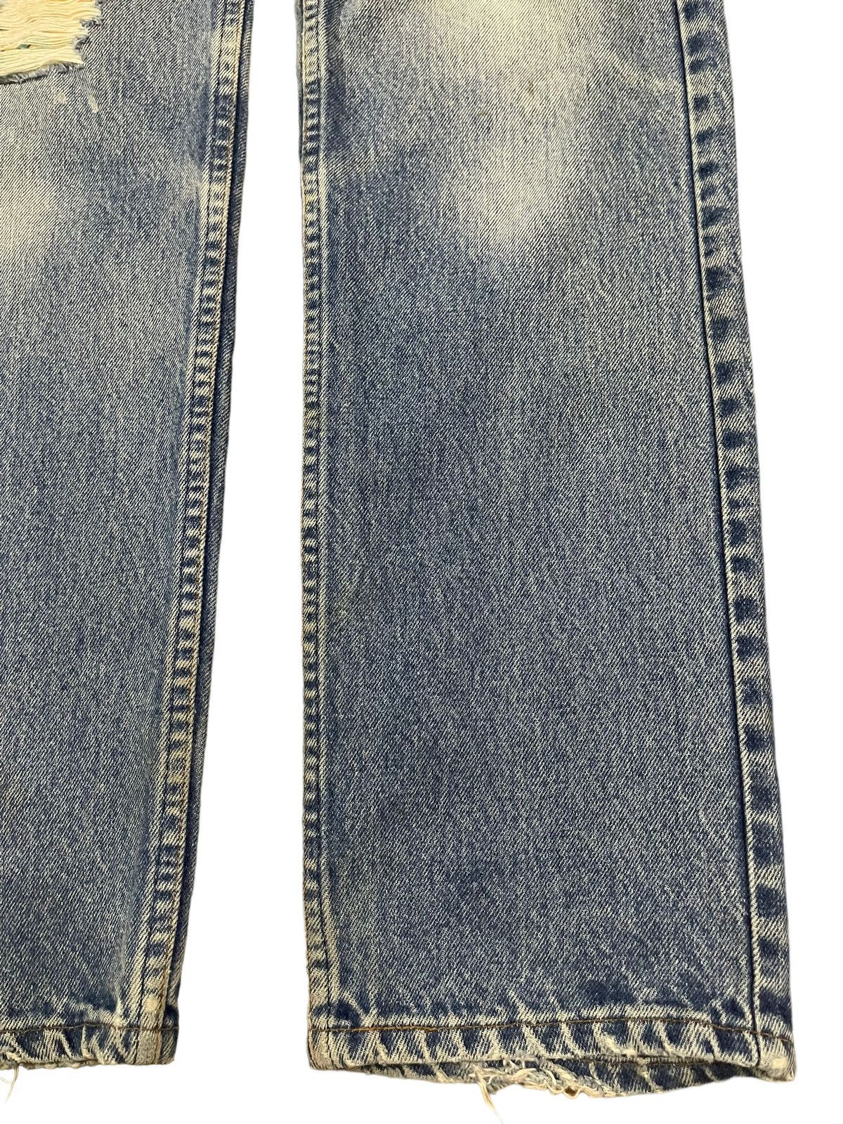 Levi's Vintage Levis 501 Blue Wash Destroyer Distressed Jeans Size US 30 / EU 46 - 6 Thumbnail