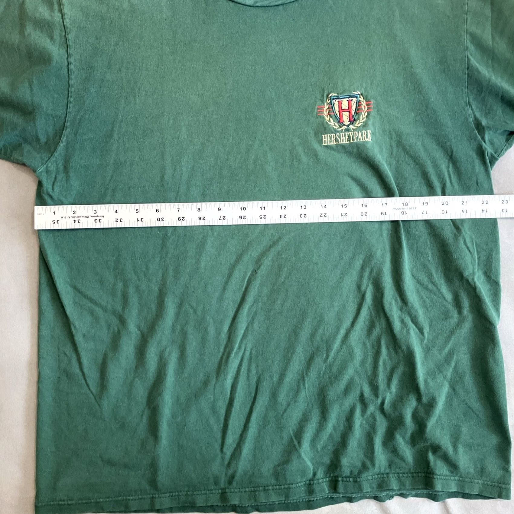 Jerzees VINTAGE Jerzees Hershey Park Embroidered Green T Shirt Men's XL RARE 90s Shirt Crew Neck Short Sleeve Cotton United States Size US XL / EU 56 / 4 - 5 Thumbnail