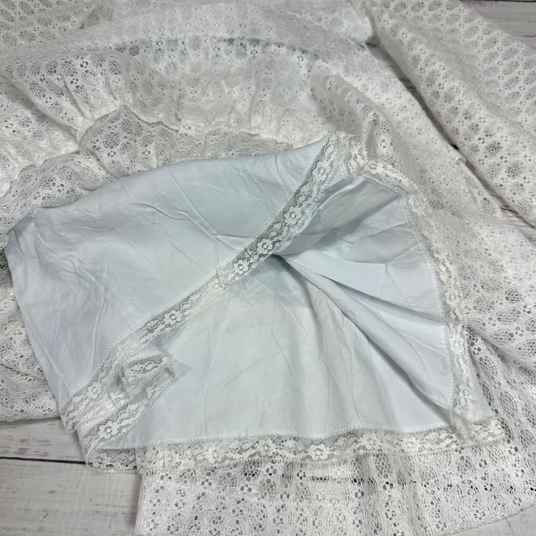 Vintage Vtg Dorrisa of Miami Girls Long Sleeve Lace Dress Sz 6 White Bow Tiered Pageant Size US S / EU 44-46 / 1 - 7 Thumbnail
