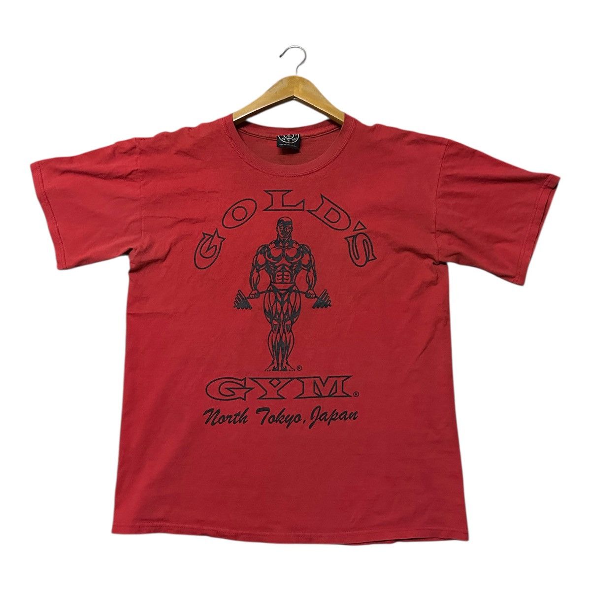 Vintage Vintage Gold’s gym “north tokyo japan” tshirt Size US L / EU 52-54 / 3 - 5 Thumbnail