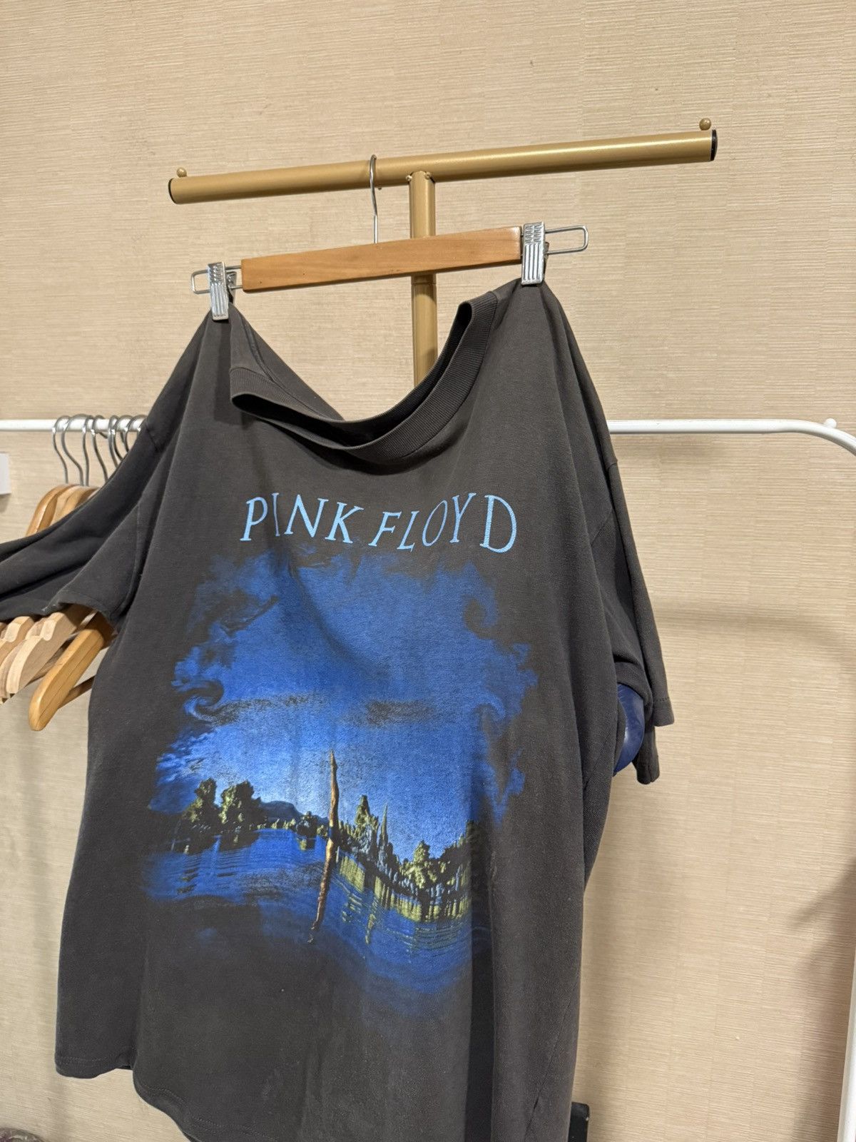 Pink Floyd Vintage 1992 Sun Faded Pink Floyd Wish You Were Here Tee Size US XL / EU 56 / 4 - 15 Thumbnail