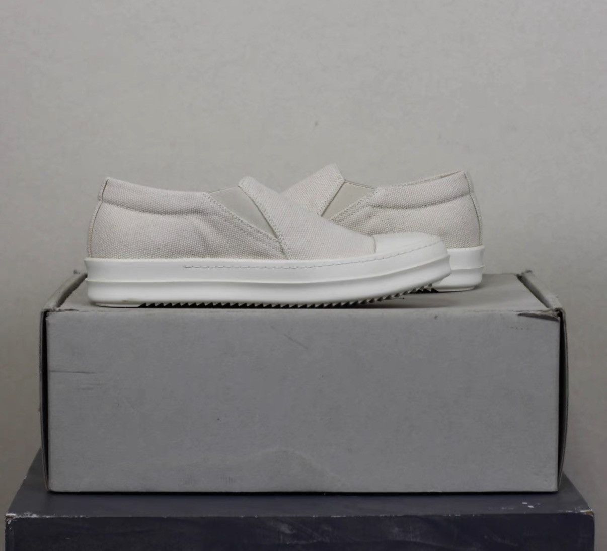 Rick Owens Rick Owens DRKSHDW Canvas Low-Top Slip-On Sneakers Size US 8 / IT 38 - 4 Thumbnail