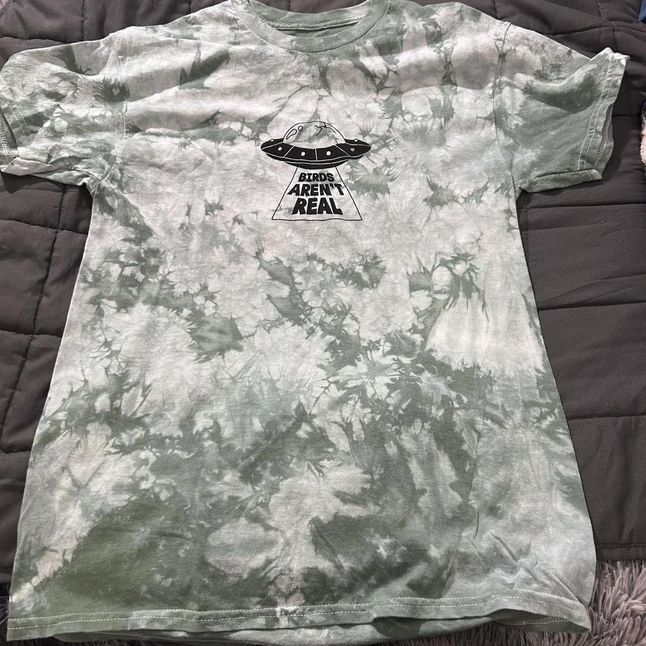 Designer Men's Green and Multi Tshirt Size US M / EU 48-50 / 2 - 1 Thumbnail