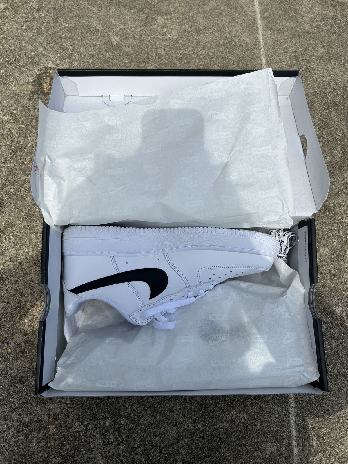 Nike × Supreme Supreme Air Force 1 Low SP Size US 8.5 / EU 41-42 - 1 Thumbnail
