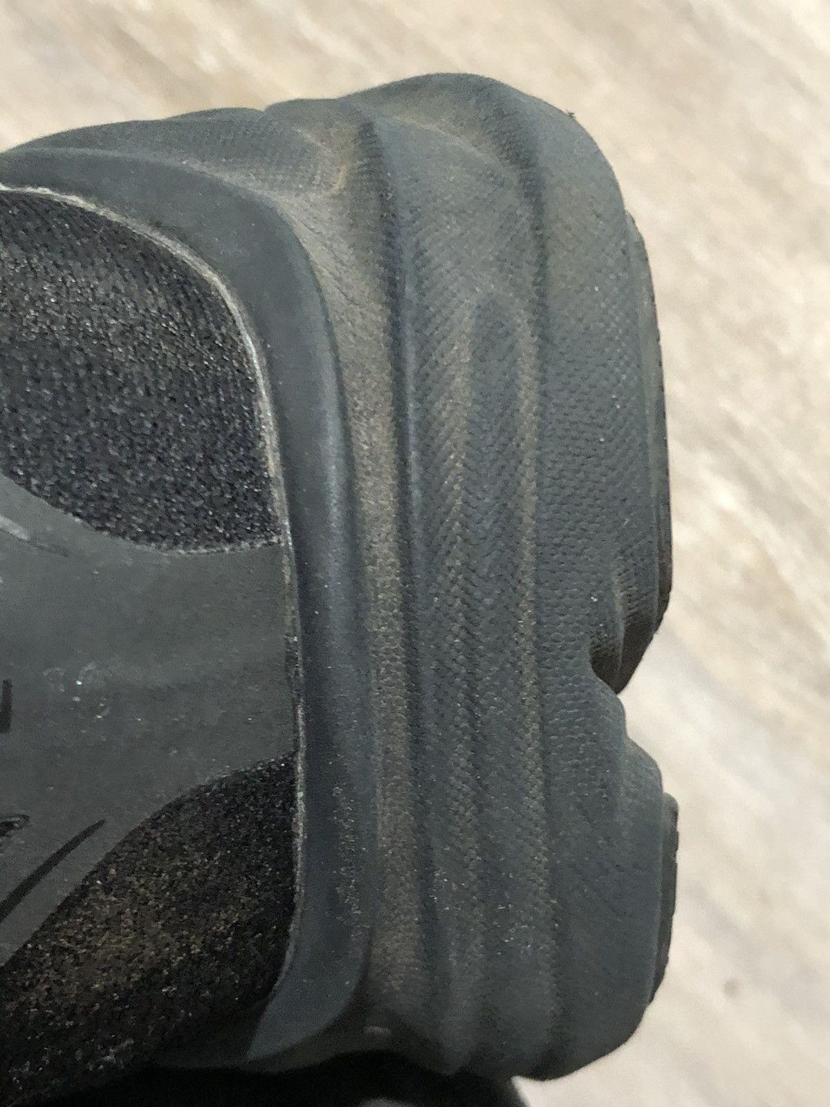 Hoka HOKA ONE ONE Clifton 10 Shoes Mens Size 13 X-Wide Black Size US 13 / EU 46 - 7 Thumbnail