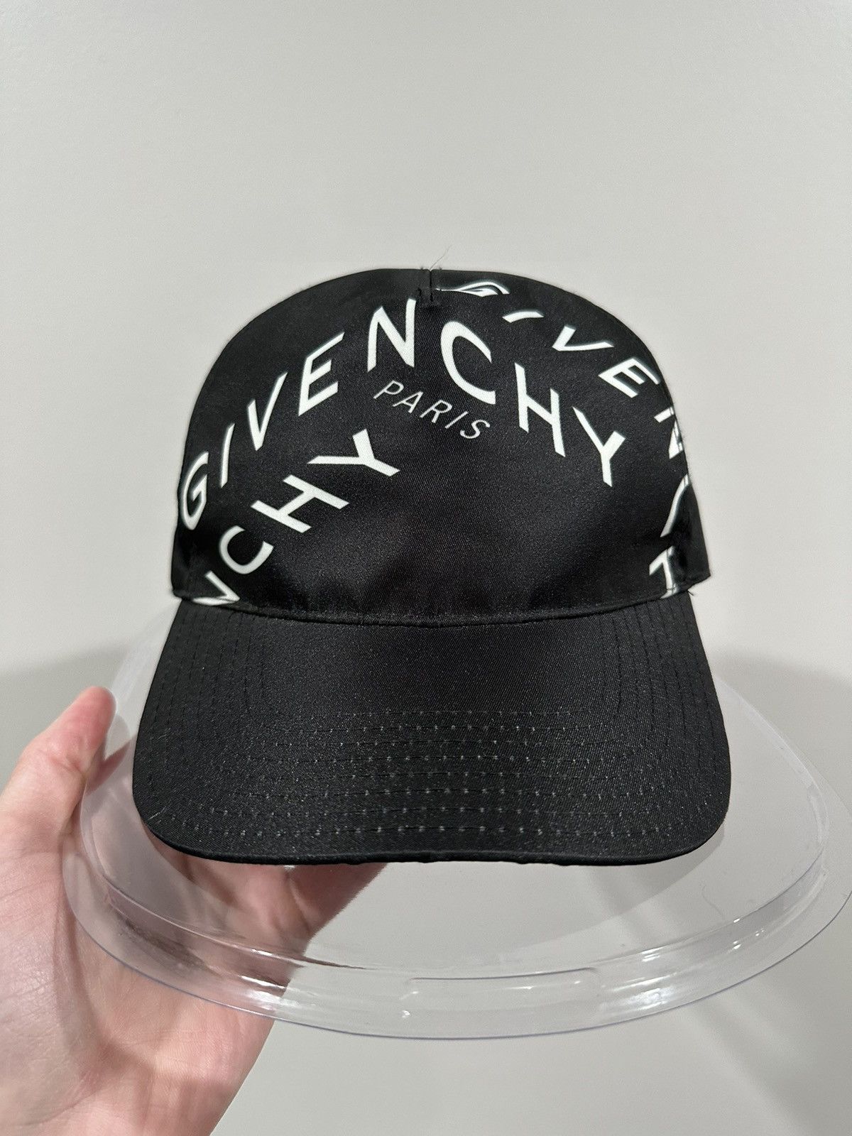Givenchy Givenchy Black Symmetrical Logo Black Nylon Baseball Hat Size ONE SIZE - 8 Thumbnail