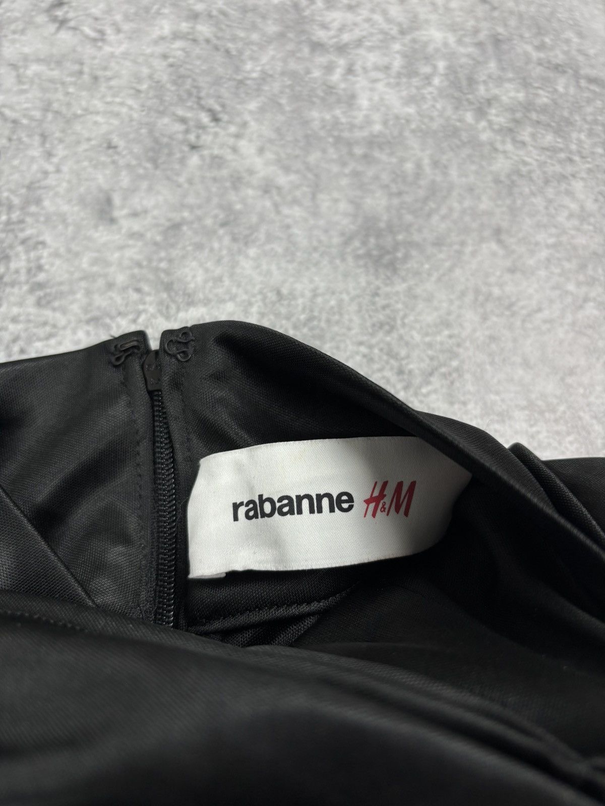Paco Rabanne Paco Rabanne x H&M two Piece Skirt Top / Blouse Size M / US 6-8 / IT 42-44 - 10 Thumbnail