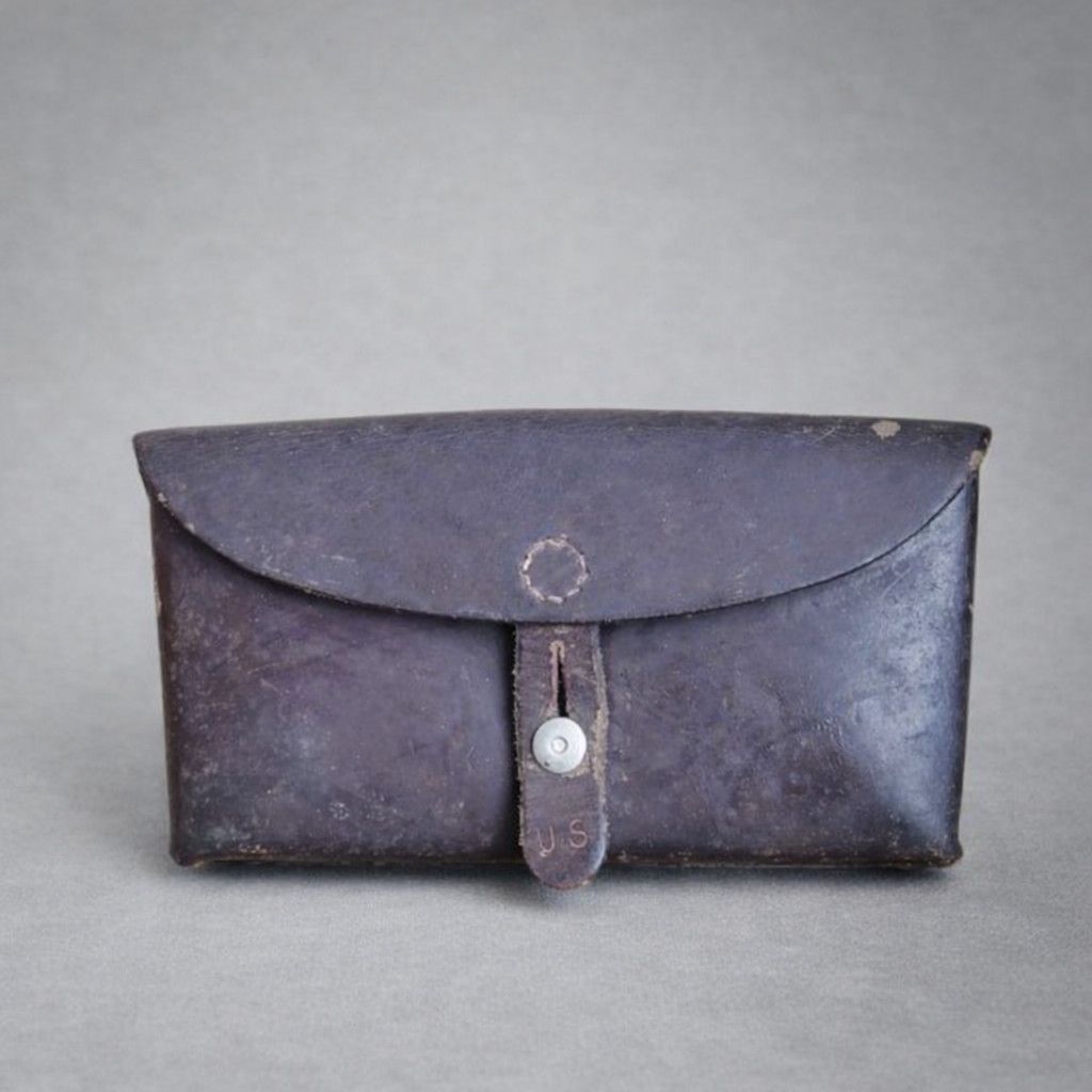 Vintage Vintage 1966 Swiss Military Leather Pouch Size ONE SIZE - 1 Thumbnail