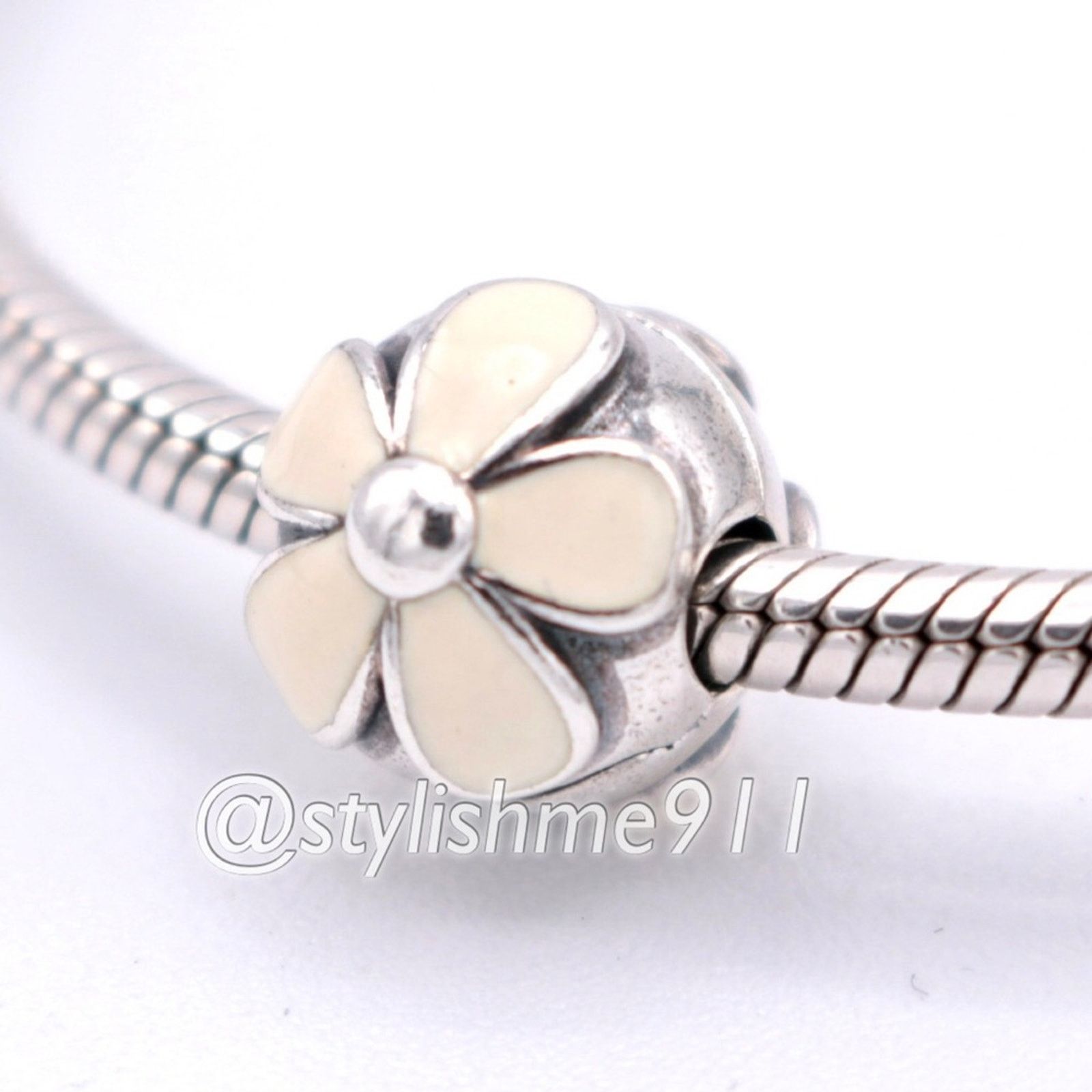 pandora Authentic PANDORA Darling Daisies Clip with White Enamel Size ONE SIZE - 1 Thumbnail