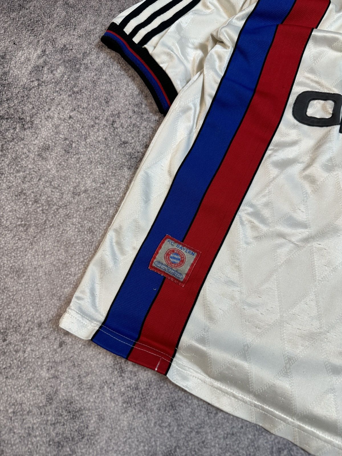 Adidas × Vintage Vintage Adidas Bayern Munich Opel Soccer Jersey Blokecore S Size US S / EU 44-46 / 1 - 3 Thumbnail