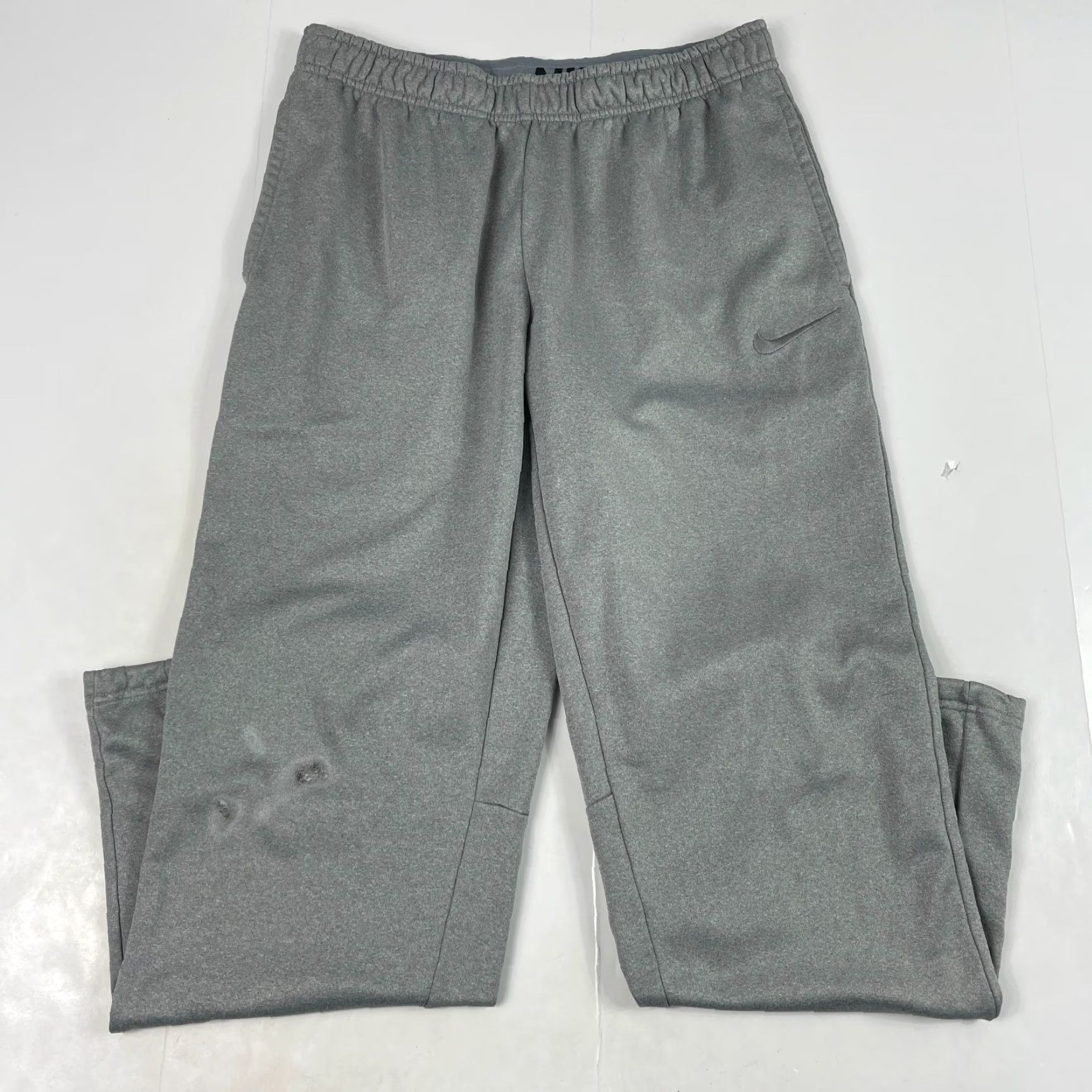 Nike Nike Sweatpants Mens L Gray Therma Fit Straight Leg Fleece Lined Workout Gym Size US 31 - 2 Thumbnail
