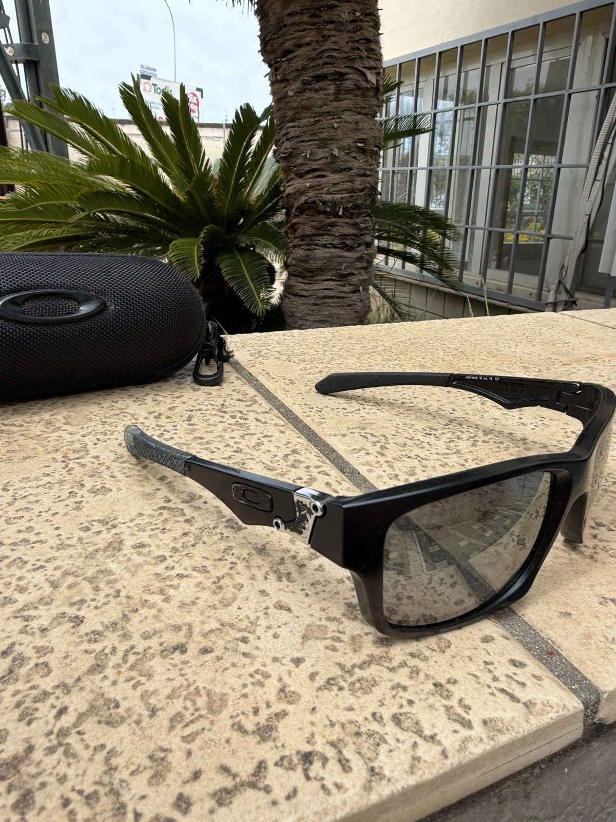 Oakley Oakley Sunglasses Black OO9135 Size ONE SIZE - 3 Thumbnail