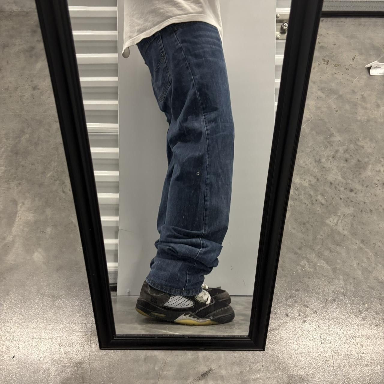 Japanese Brand × Vintage Crazy Vintage Y2K/2000s Grunge Dark Wash Essential Denim Jeans! Size US 33 - 2 Thumbnail