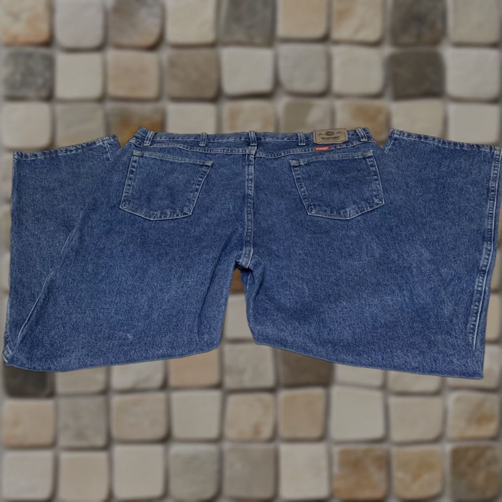 Wrangler Wrangler Jeans Regular Blue Denim 42x30 Men’s Cotton Denim Pockets Medium Wash Size US 42 / EU 58 - 1 Thumbnail