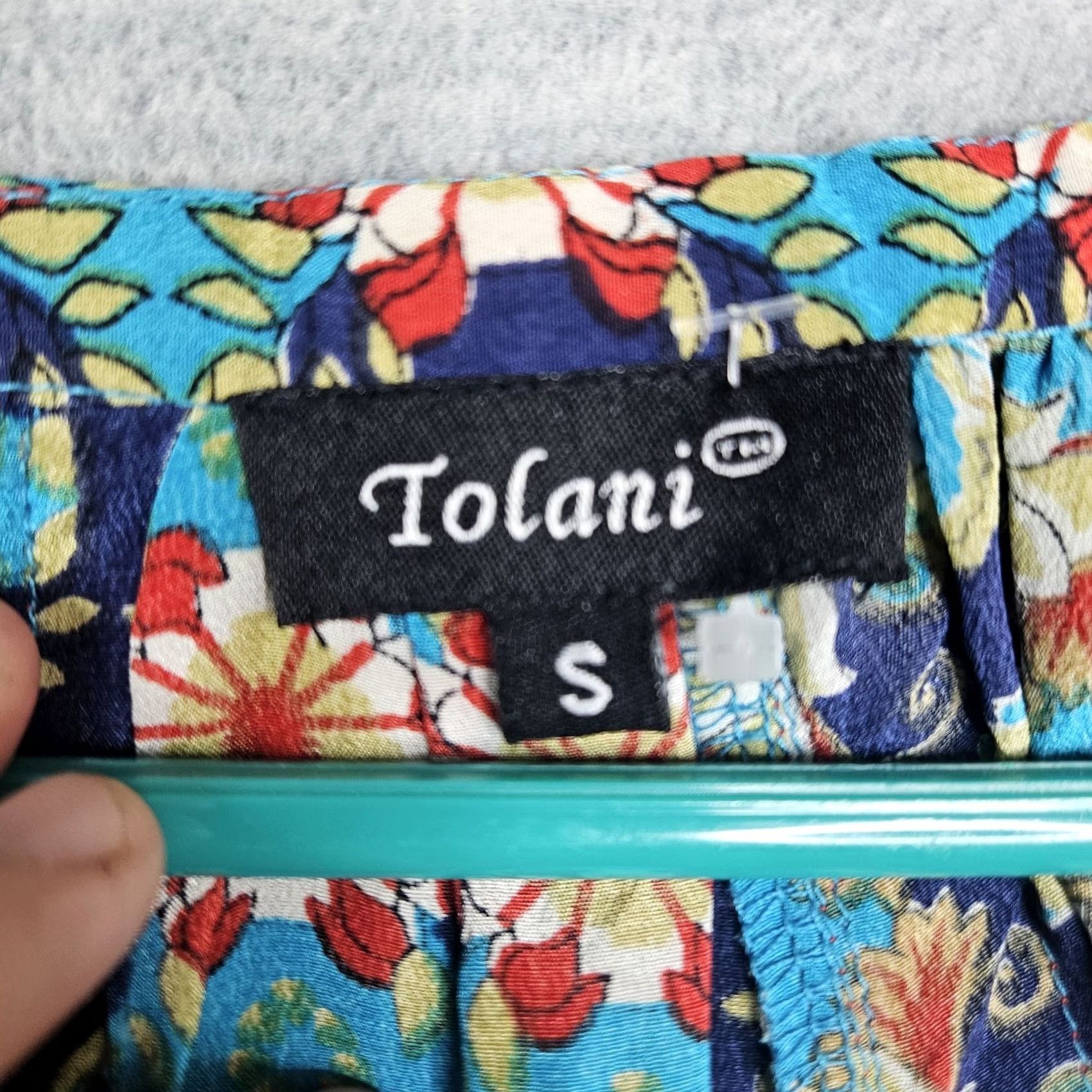 IOLANI Tolani Silk Blouse Women's Bohemian Peasant Floral V-neck Sz S Multicolor Long Sleeve Slim Fit Casual Pullover Dry Clean Only Size S / US 4 / IT 40 - 7 Thumbnail