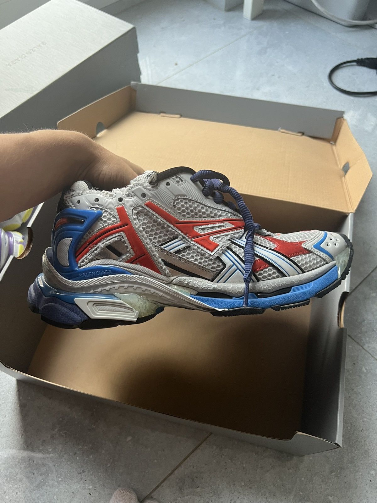 Balenciaga Balenciaga Red Grey Blue runner Size US 8 / EU 41 - 4 Thumbnail