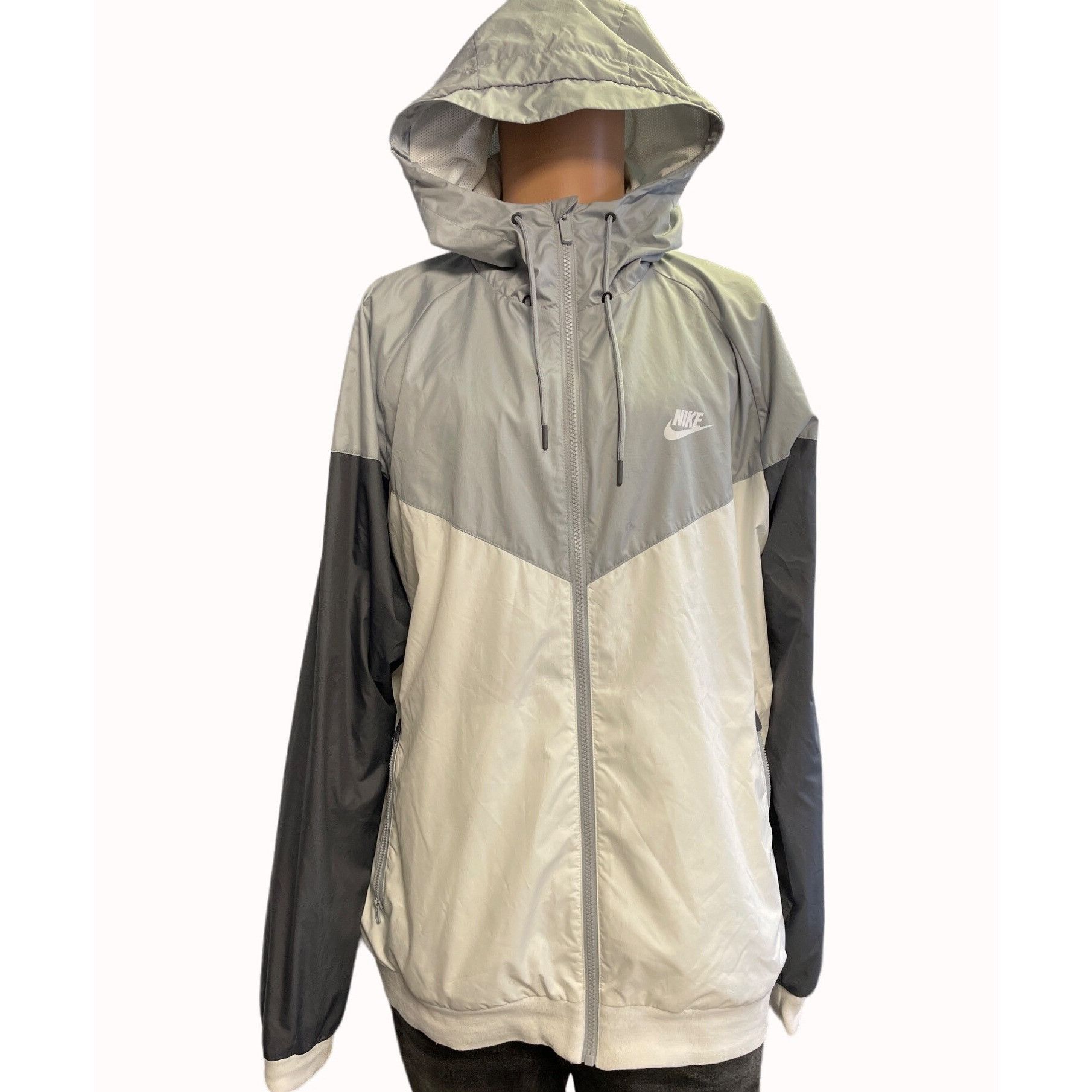 Nike Nike Men's Gray & White Jacket/Windbreaker Zipper Up Size XL Size US XL / EU 56 / 4 - 1 Thumbnail