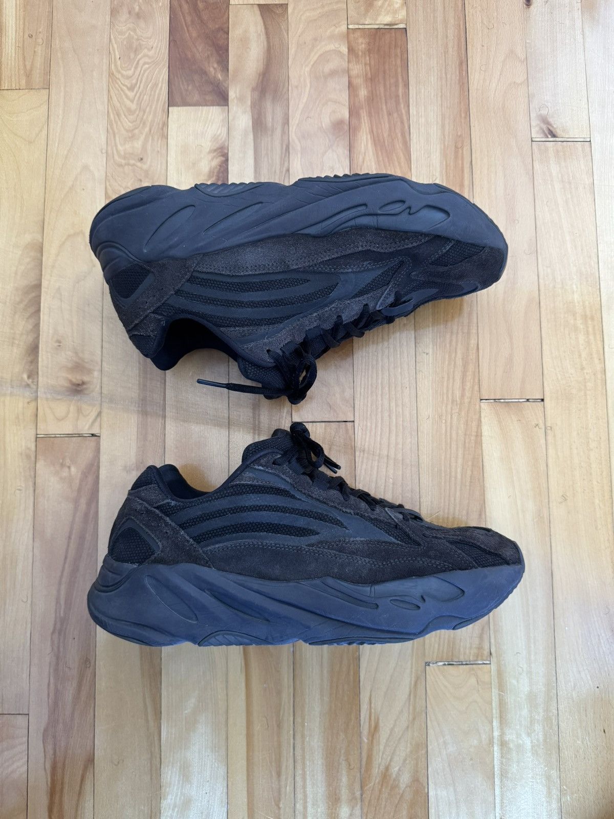 Kanye West × Yeezy Yeezy 700 Vanta Size US 9.5 / EU 42-43 - 7 Thumbnail