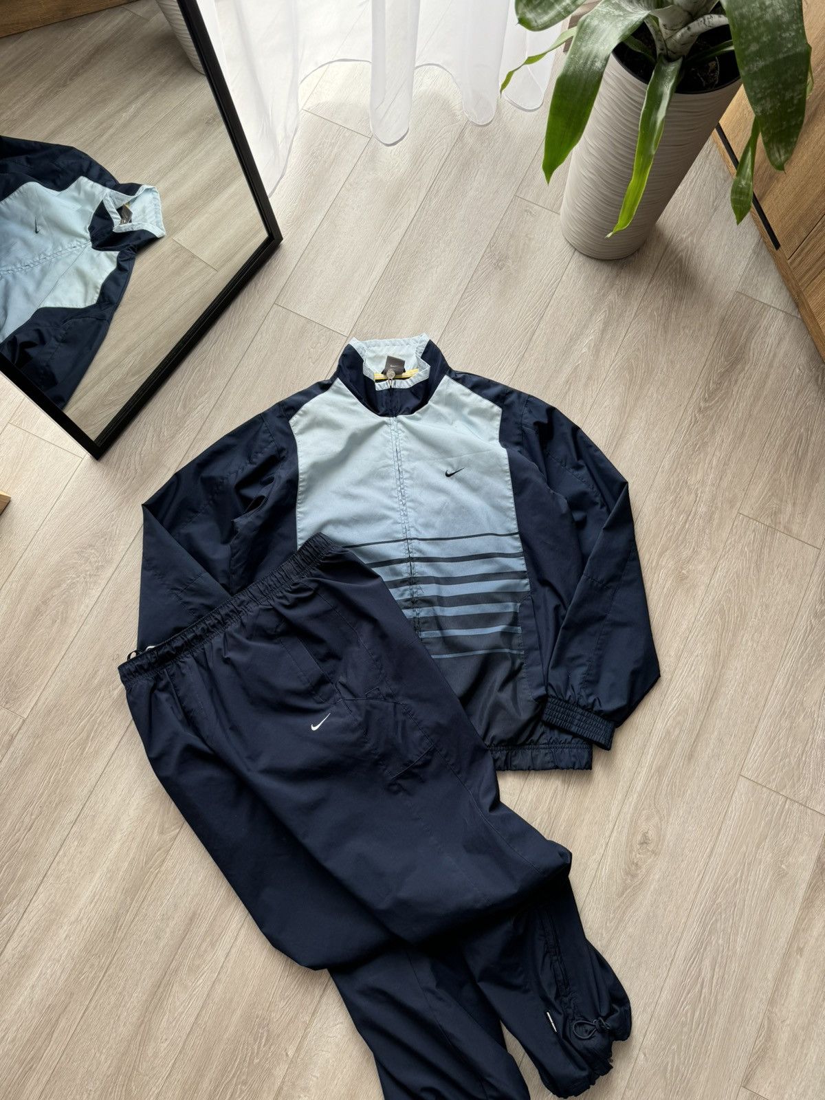 Nike Vintage Nike 90’s Y2K Style Drill Nylon Track Suit Pants Size US 34 / EU 50 - 1 Thumbnail