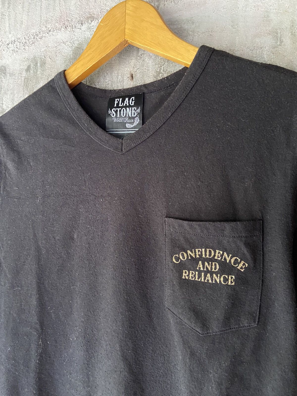 Beauty Beast × Hysteric Glamour × Japanese Brand CONFIDENCE AND RELIANCE FLAG STONE POCKET TEE Size US S / EU 44-46 / 1 - 7 Thumbnail
