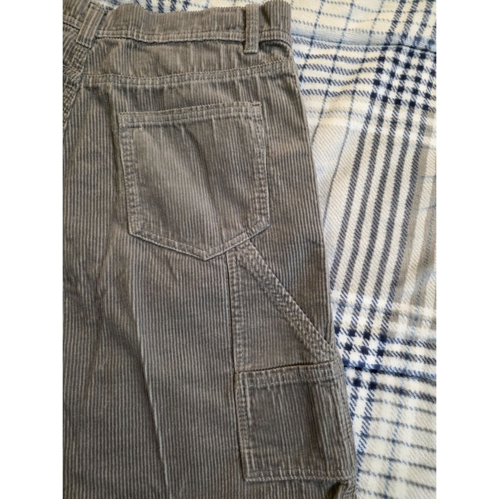 Vintage VINTAGE No Boundaries Carpenter Pants Wide-Leg Corduroy Green 34x31 Men Regular 90s Grunge Hip Hop"} Size US 34 / EU 50 - 3 Thumbnail