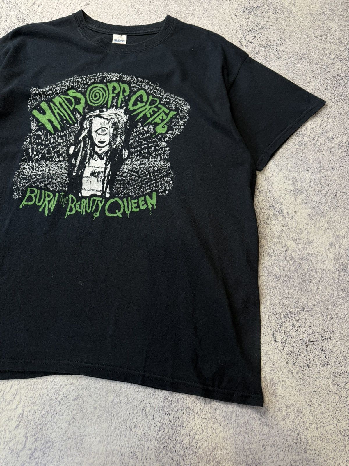 Band Tees Vintage Hands Off Gretel Burn the Beruty Qveen T-shirt Size US L / EU 52-54 / 3 - 10 Thumbnail