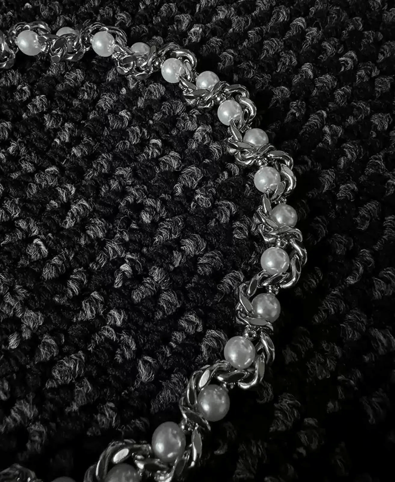 Japanese Brand Silver Chain Pearl Necklace, Chunky Statement Jewelry Size ONE SIZE - 2 Thumbnail