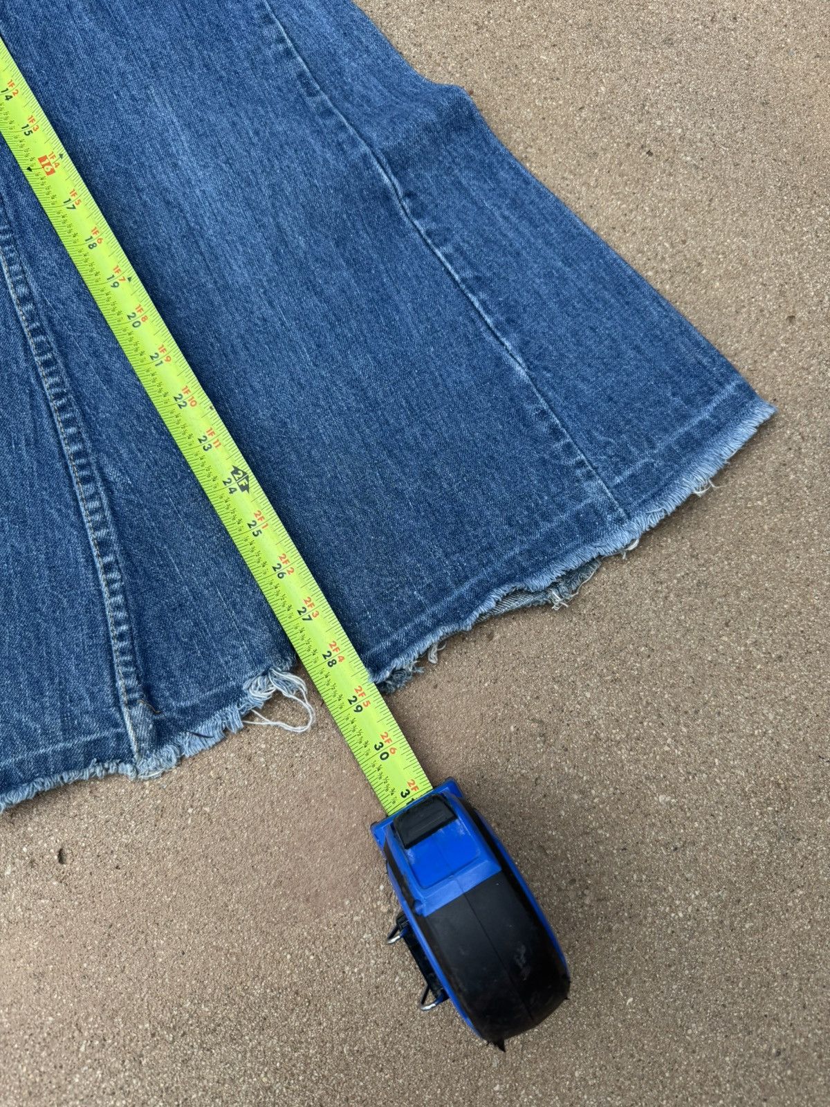 Levi's × Vintage Vtg 70’s Levi’s 784 Orange Tab Bellbottom Flare Jeans 26x29 Size 26" / US 2 / IT 38 - 9 Thumbnail