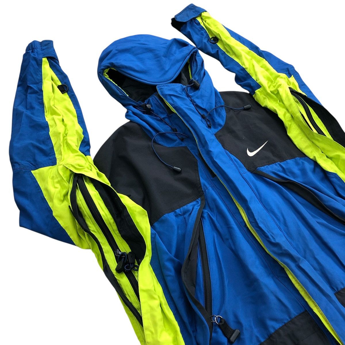 Nike Vtg Nike ACG 00s Lungs Era Waterproof Storm Fit Tech Jacket Size US M / EU 48-50 / 2 - 15 Thumbnail