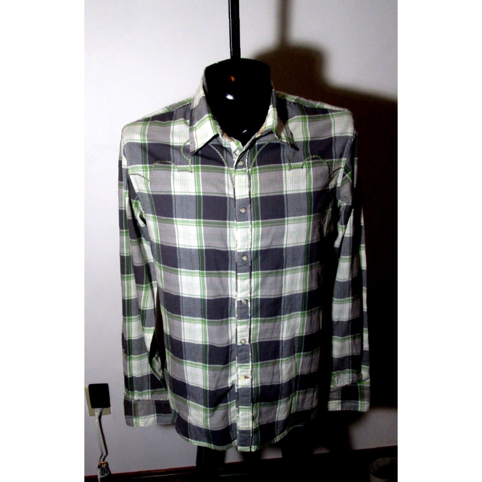 Guess GUESS Western Shirt Button-Up Size L Green Gray Knit 100% Cotton Long Sleeve Plaids & Checks Mens Vintage No N/A Size US L / EU 52-54 / 3 - 2 Thumbnail