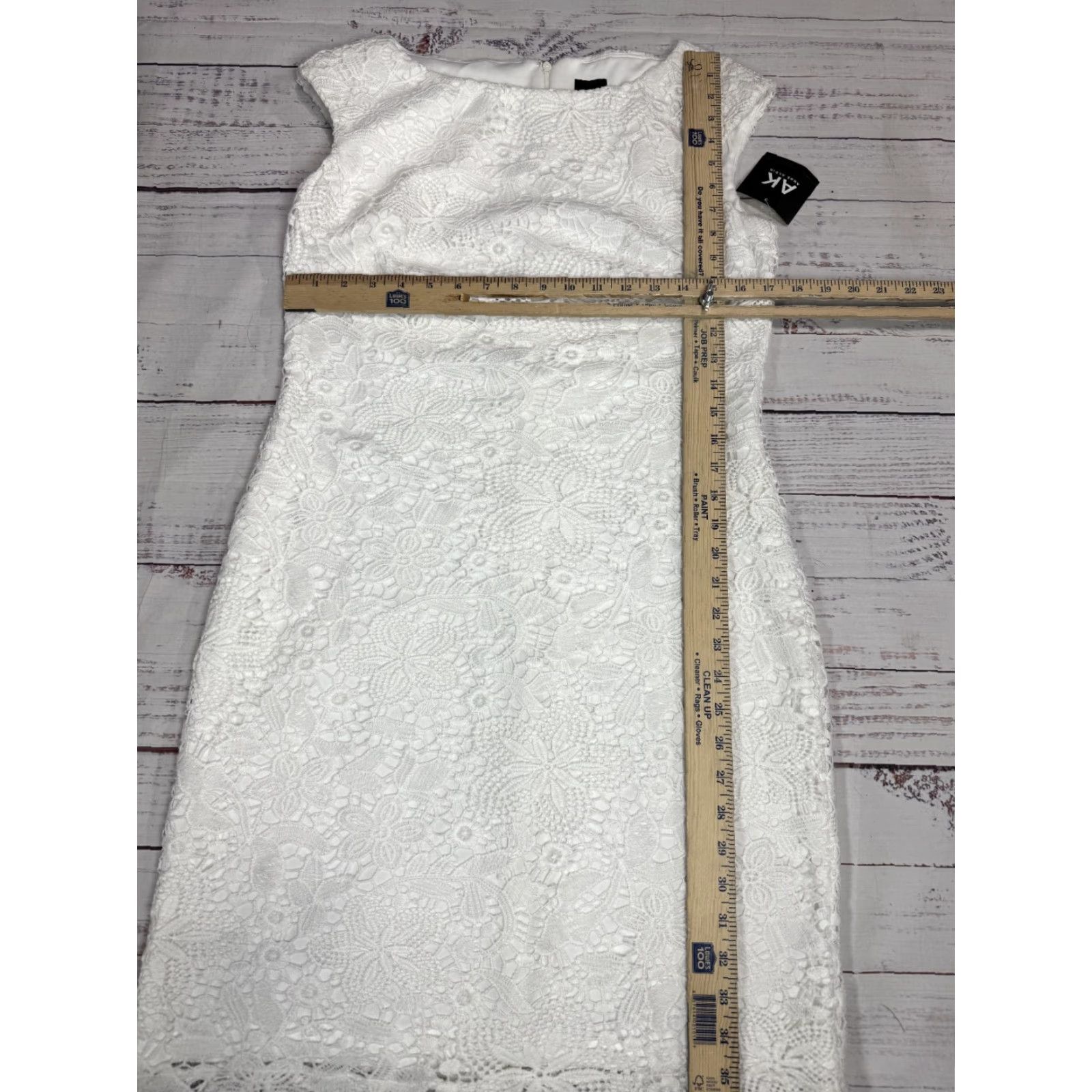 Anne Klein Anne Klein White Crochet Floral Bodycon Mini Dress Sleeveless Lined Sz M NWT Size M / US 6-8 / IT 42-44 - 2 Thumbnail