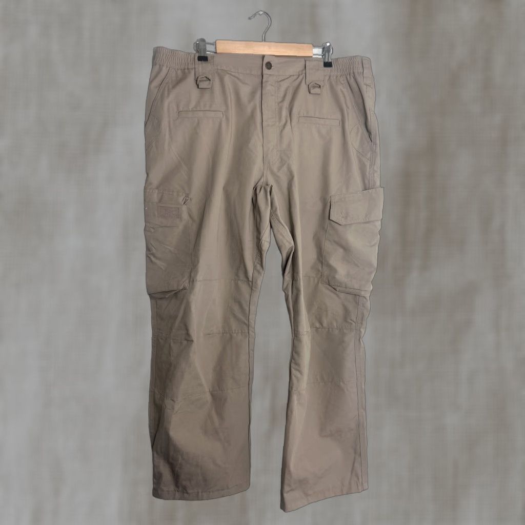 Vintage LAPG Operator Tactical Pants Mens 42x30 Cargo Khaki Elastic Waistband Ripstop Canvas Front Pockets 30in Inseam Regular Rise Mid Belt Loops Straight Size US 42 / EU 58 - 1 Thumbnail