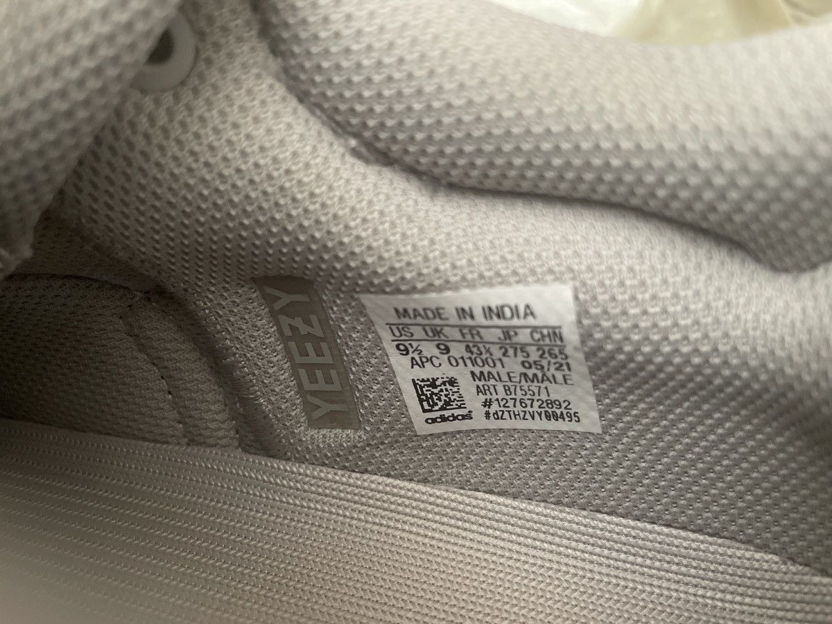 Yeezy Adidas Yeezy Boost 700 Wave Runner Size US 9.5 / EU 42-43 - 10 Thumbnail