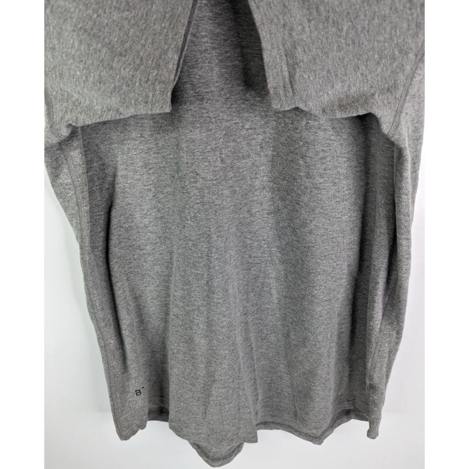 Asics BYLT Grey Drop Cut S/S Shirt Mens Medium Casual Basics Shirt Size US M / EU 48-50 / 2 - 3 Thumbnail