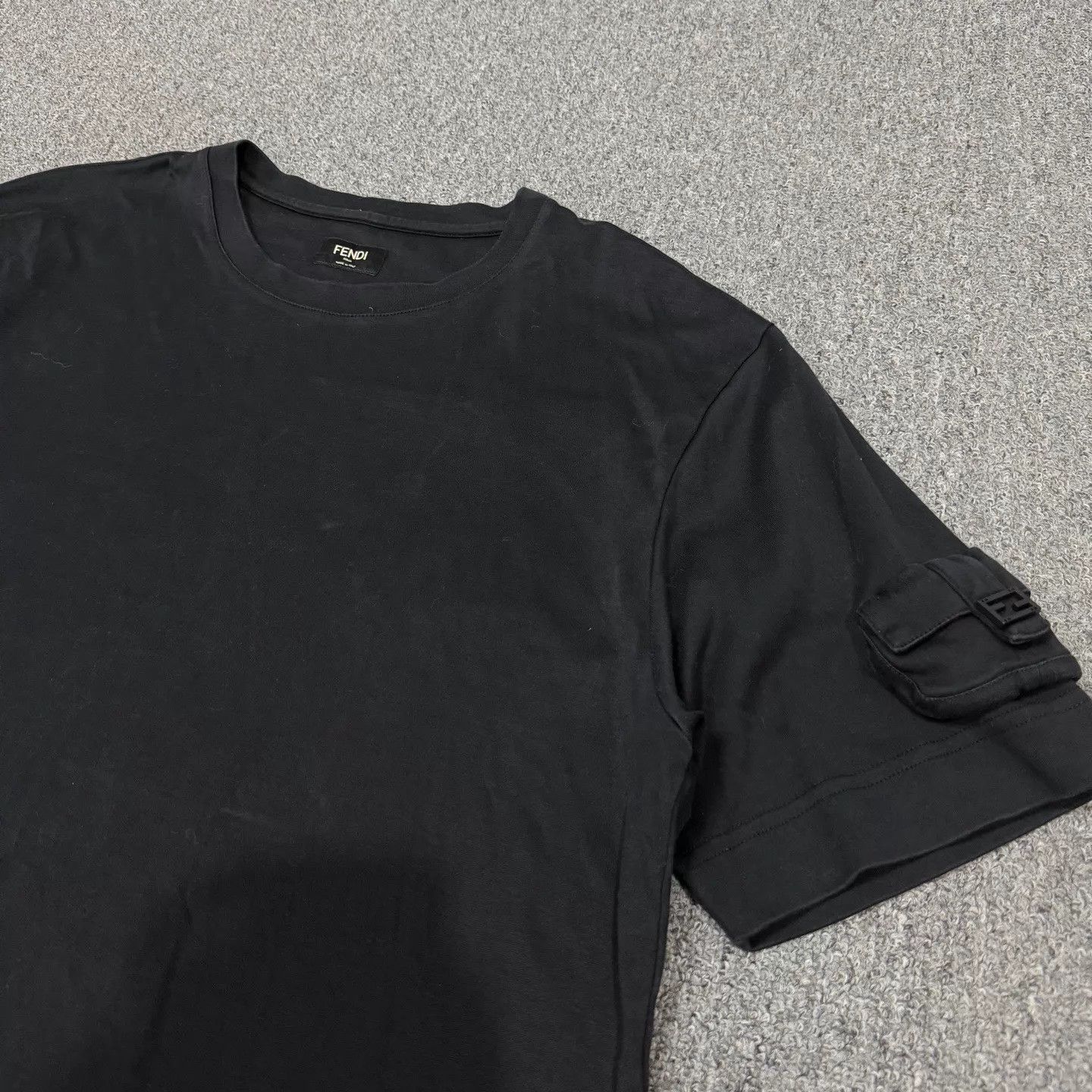Fendi Fendi Black Arm Bag Short Sleeve L Size L / US 10 / IT 46 - 3 Thumbnail