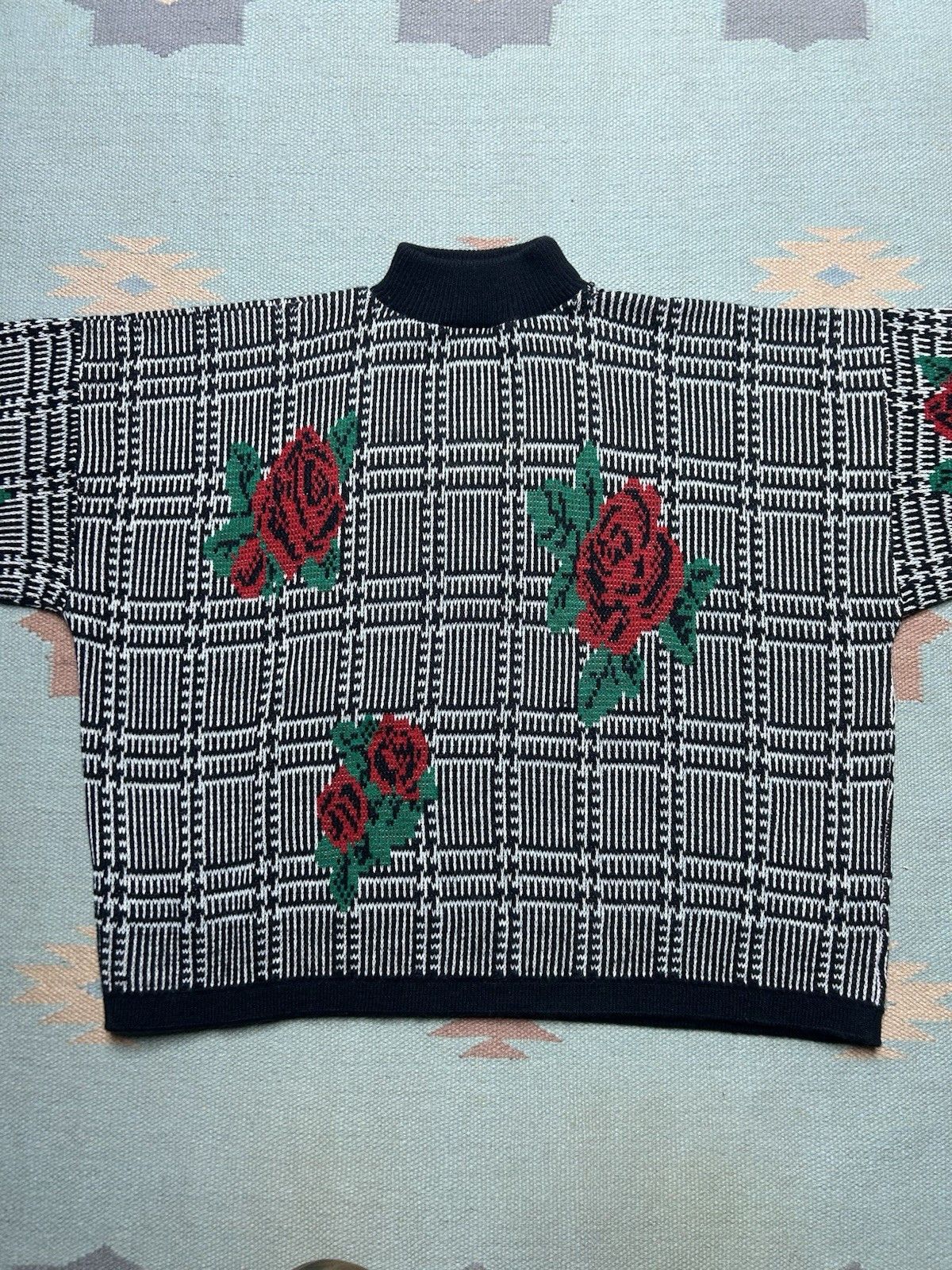 Vintage 80s acrylic knit sweater roses flowers checkered cropped XXL Size XXL / US 16-18 / IT 52-54 - 2 Thumbnail