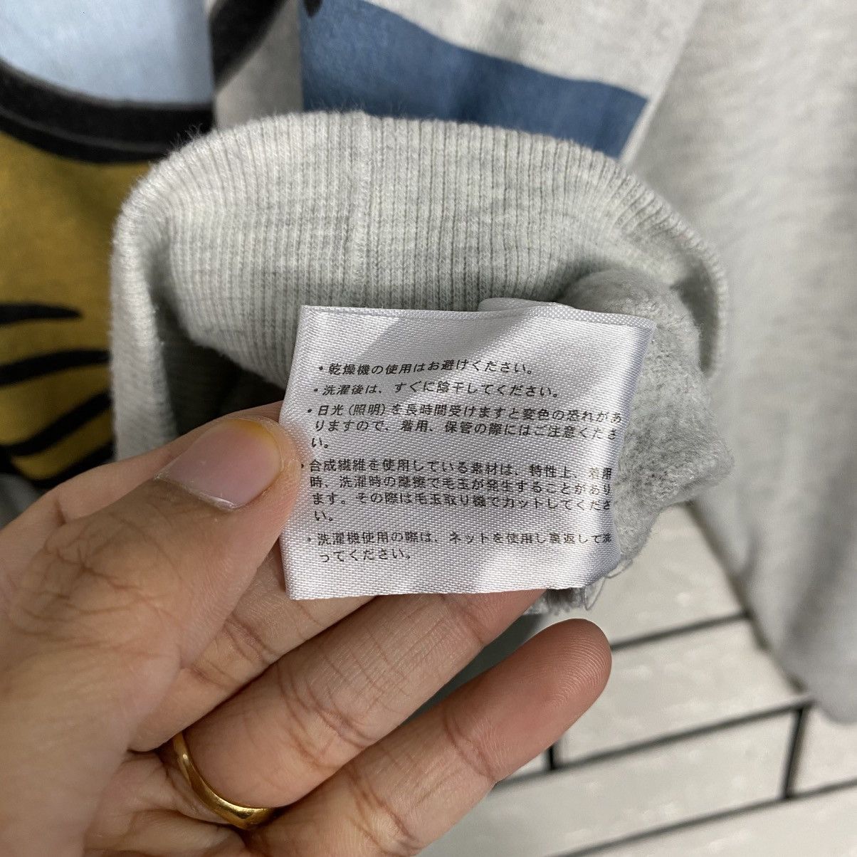 Japanese Brand 📌Vintage Donald Duck Sweatshirt Big Logo Size US L / EU 52-54 / 3 - 17 Thumbnail