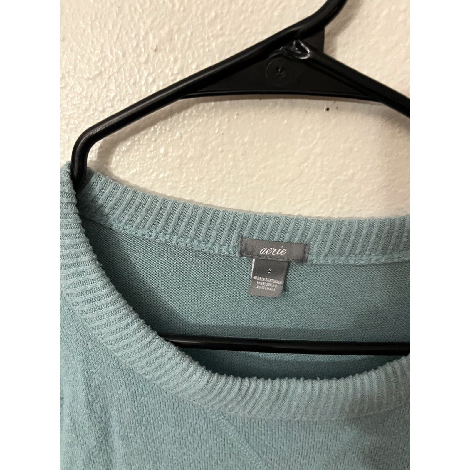 Vintage VINTAGE Aerie Blue Long Sleeve Sweater Women's Size Small Pullover Round Neck Viscose Blend Size S / US 4 / IT 40 - 2 Thumbnail