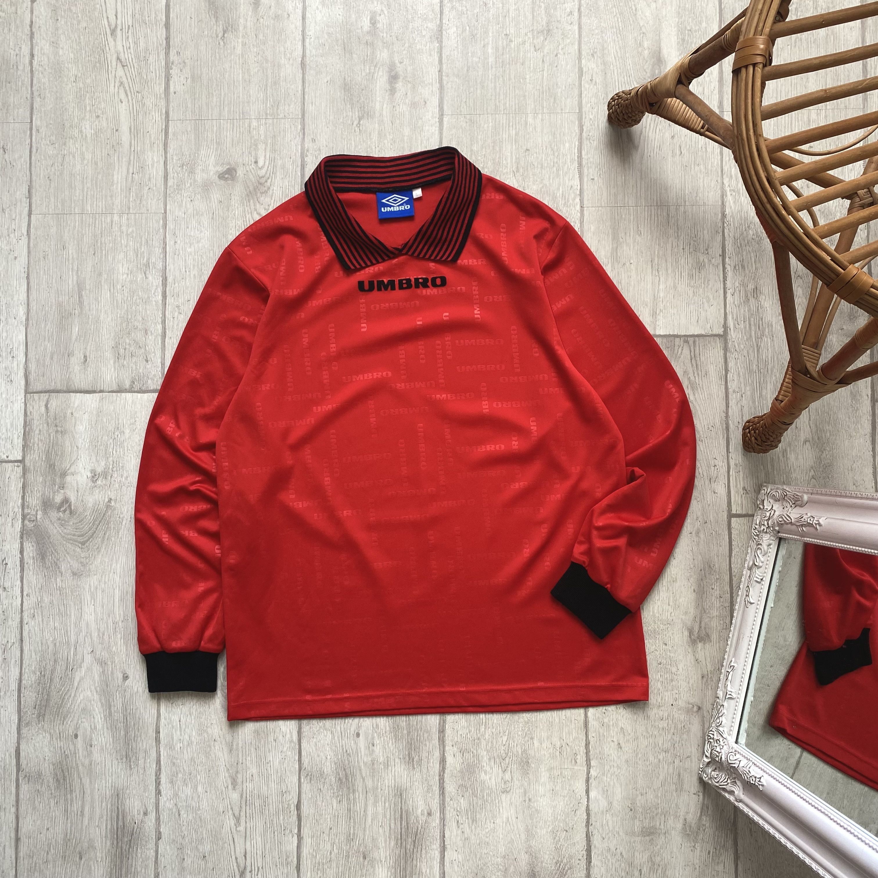 Umbro Blockore 90s Vintage UMBRO Jersey Longsleeve Soccer Size US L / EU 52-54 / 3 - 1 Thumbnail