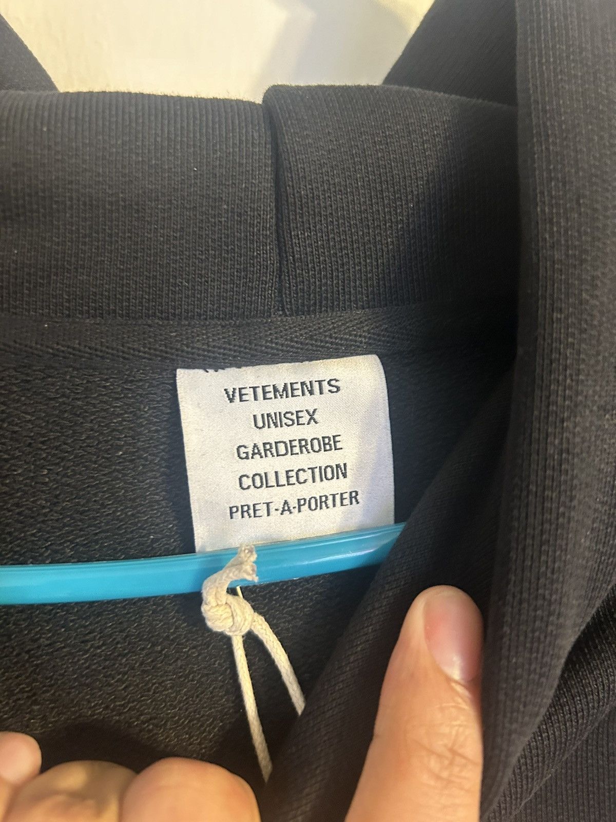Vetements Vetements global mind fuck hoodie Size US M / EU 48-50 / 2 - 3 Thumbnail