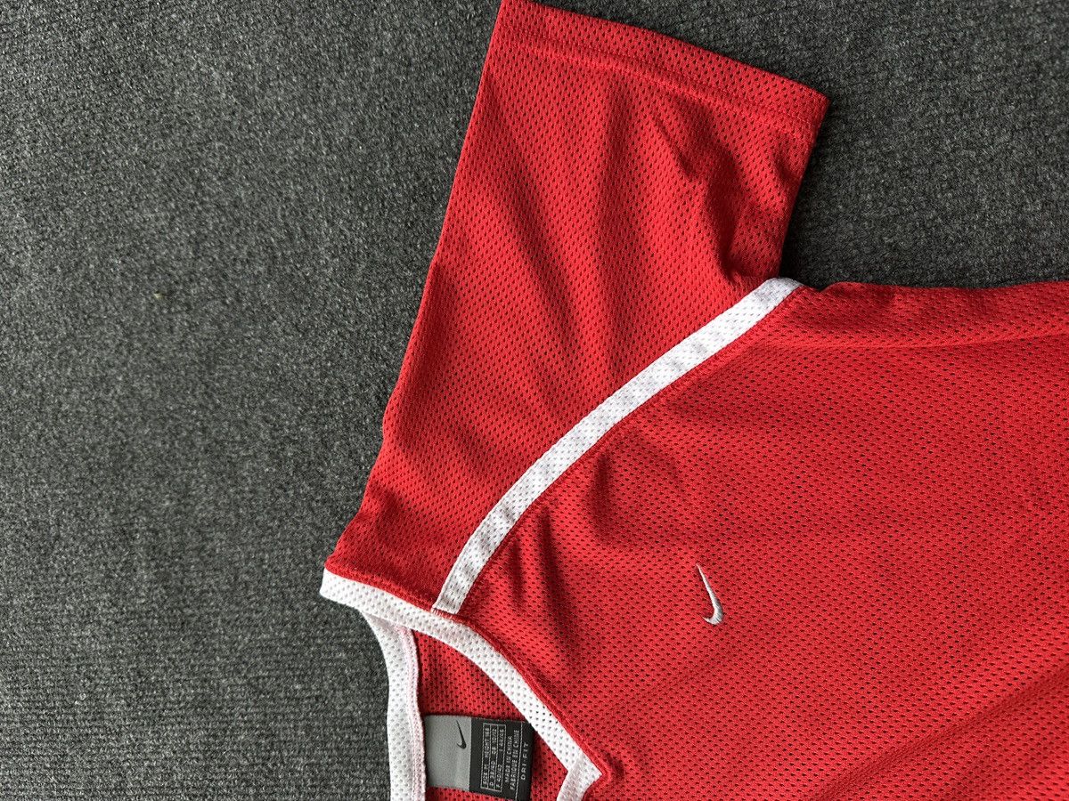 Nike 🚨 NIKE Y2K RED VNTG SHOX RARE T SHIRT SHORT SLEEVE Size M / US 6-8 / IT 42-44 - 2 Thumbnail