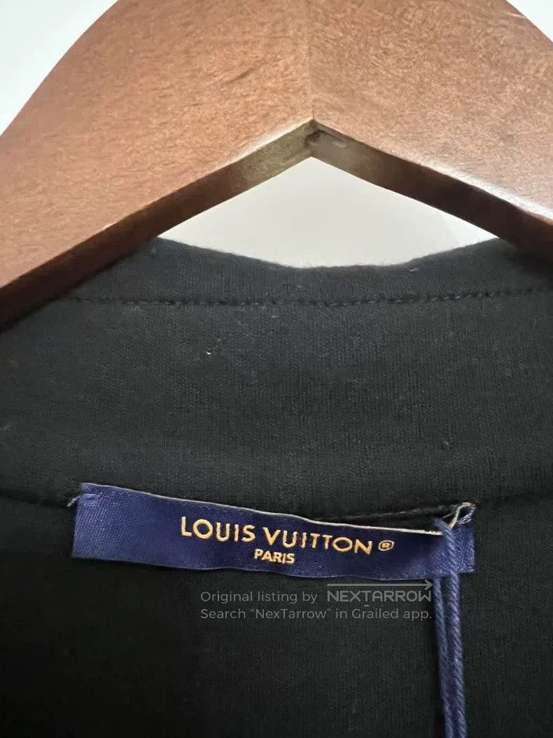 Louis Vuitton Louis Vuitton Black triangle logo zipper jacket Size US L / EU 52-54 / 3 - 4 Thumbnail