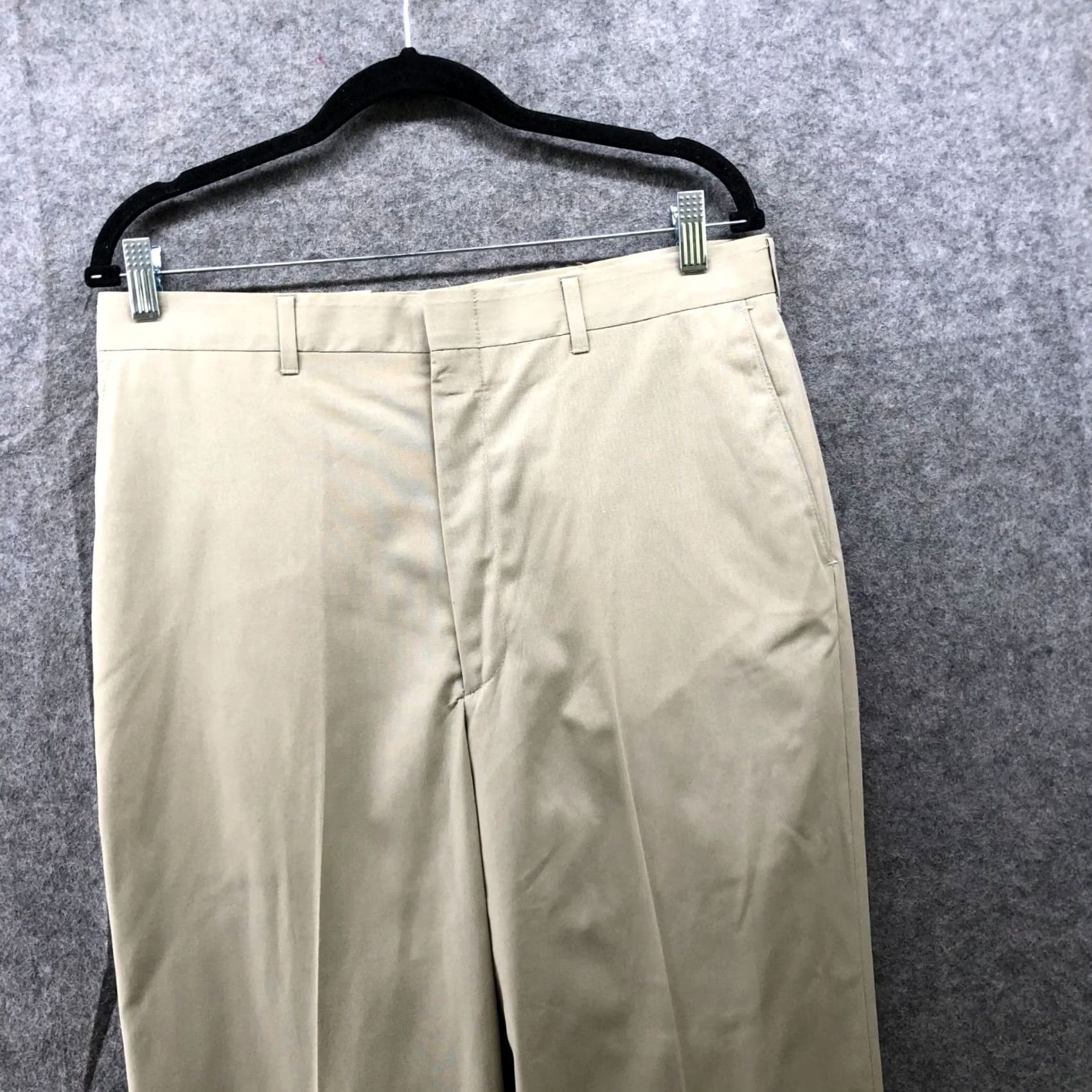 Haggar VINTAGE Haggar Pants Mens 34x34 Beige Straight Classic Chino Khaki Dress Size US 34 / EU 50 - 3 Thumbnail