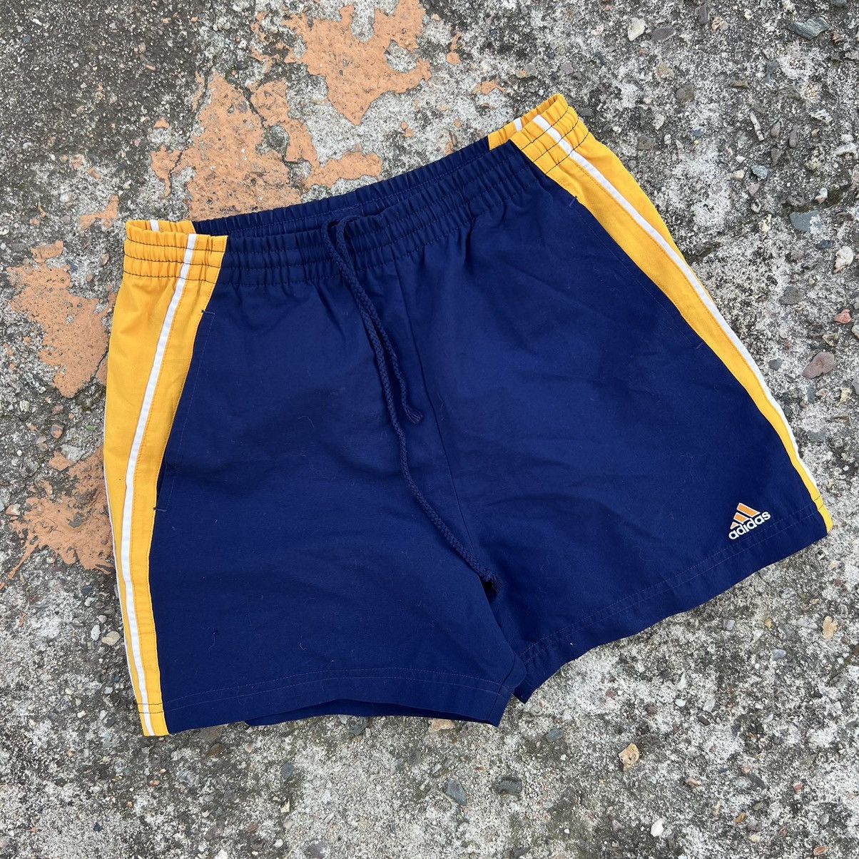 Adidas × Vintage Adidas 90’ Vintage swim shorts Size US 34 / EU 50 - 2 Thumbnail
