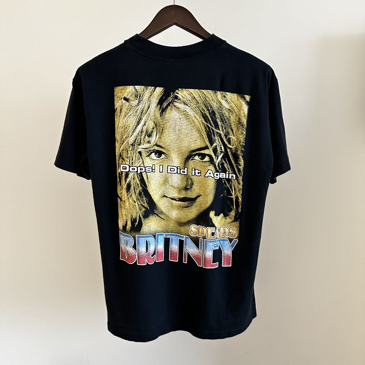 Vintage Vintage 90s Britney Spears Shirt Size L Size US L / EU 52-54 / 3 - 8 Thumbnail