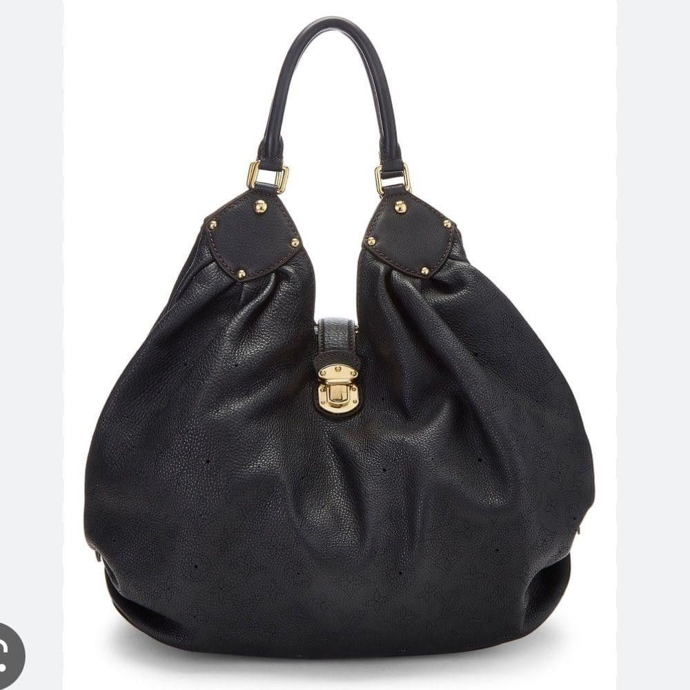 Louis Vuitton Louis Vuitton Mahina XL Noir Handbag Size ONE SIZE - 1 Thumbnail