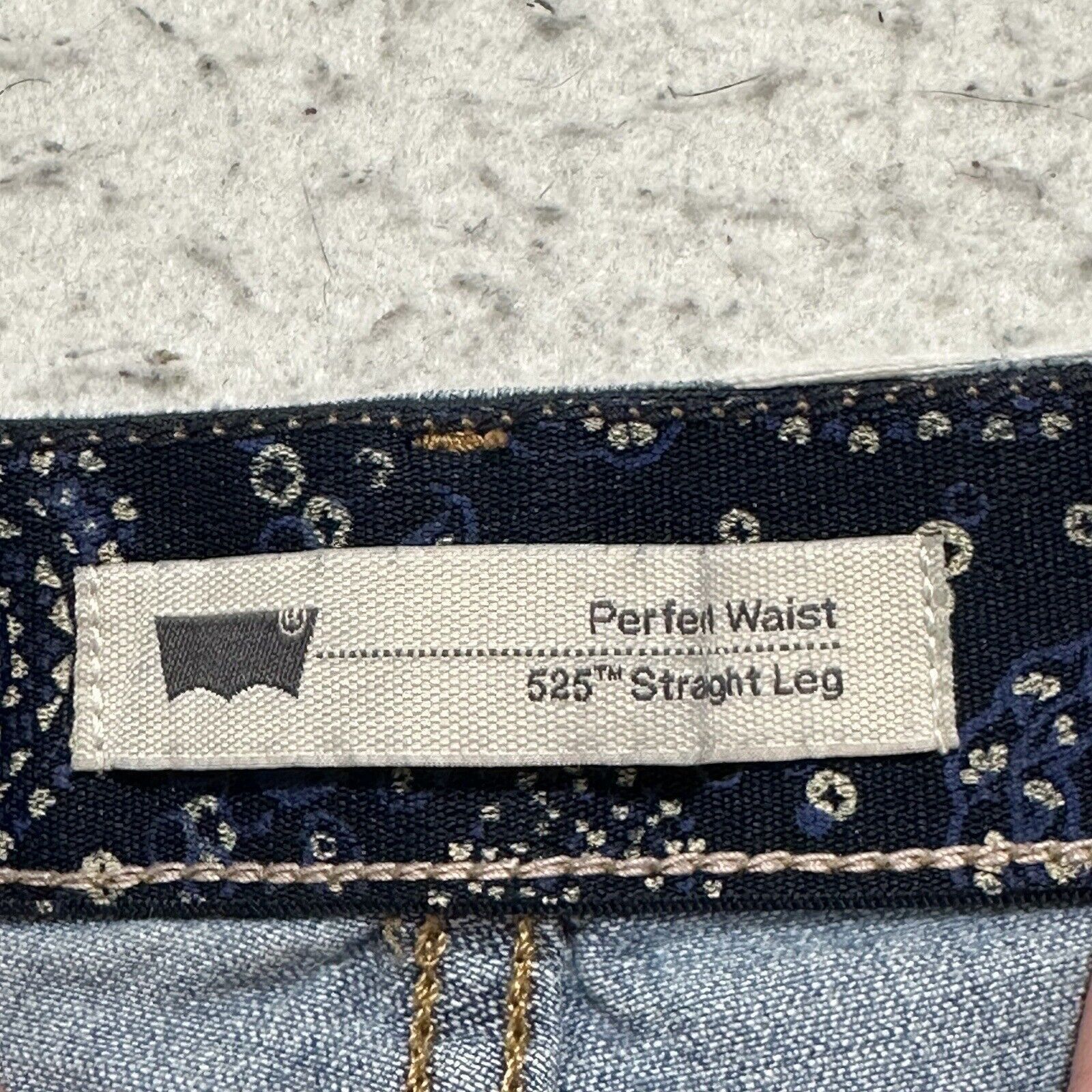 Levi's Levi's 525 26 Perfect Waist Cut Off Denim 2” Inseam Shorts Size 26" / US 2 / IT 38 - 4 Thumbnail